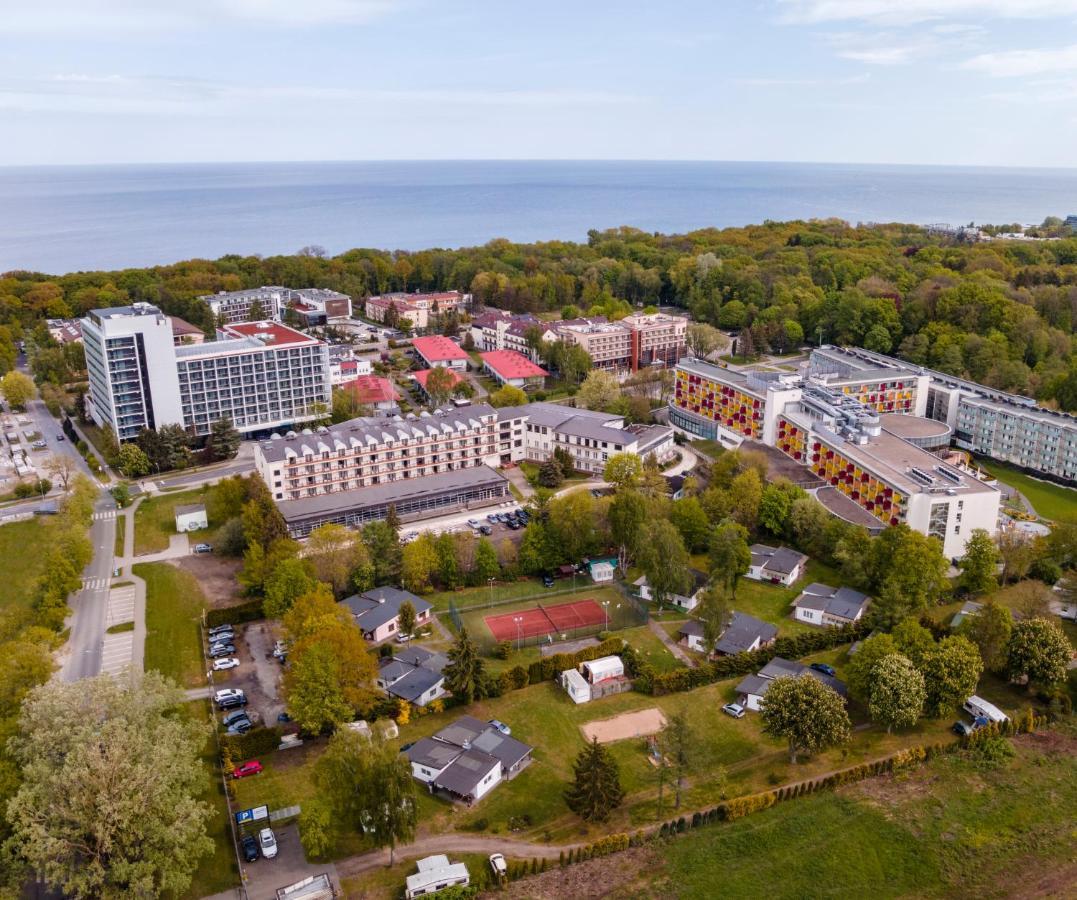 Domki Ajna Park W Uzdrowisku Колобжег Экстерьер фото